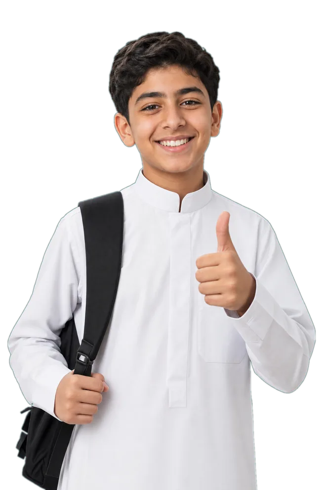 طالب سعودي يرفع إبهامه علامة الرضا